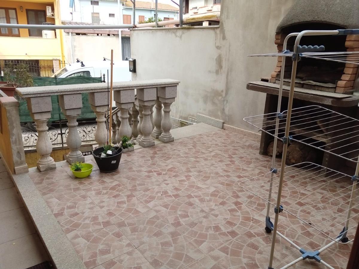 Casa Bovale Apartment San Nicolo d'Arcidano Luaran gambar